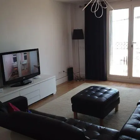 Victoria Building Calle Puntica - Pueblo Attico - 3 Bedroom - Sleeps 5 - R882 מוחקאר